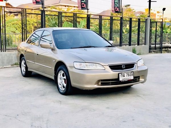 Honda Accord 2.2 เกียร์ออโต้ ปี 1998 สีน้ำตาล รูปที่ 0